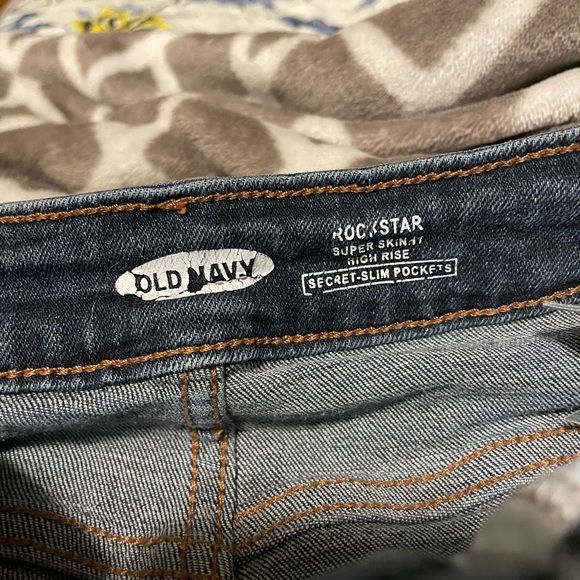 Ripped jeans - Picture 3 of 4